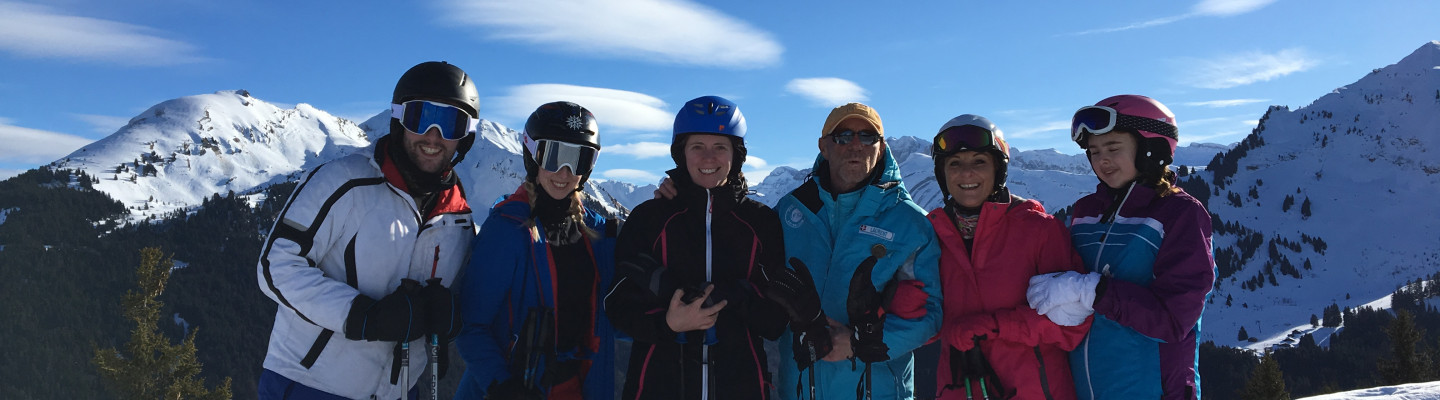 ADULT GROUP LESSONS - SKIING